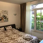 Apartman Flores Garden M *